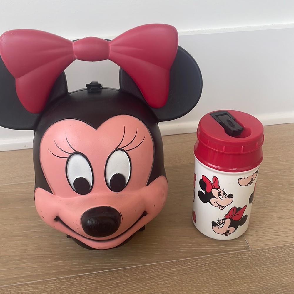 Minie Mouse head lunch box & thermos